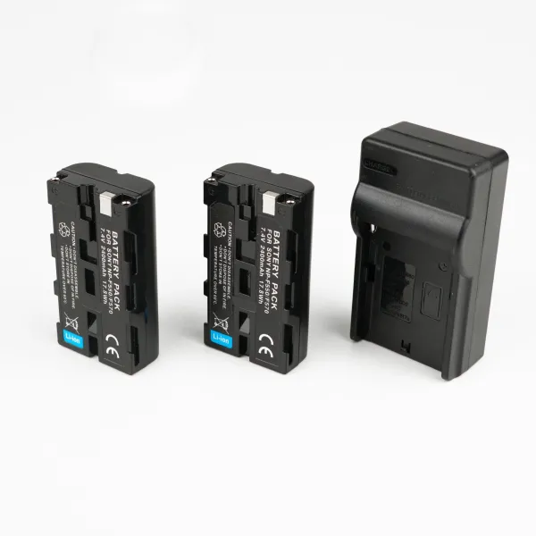 Акумулятори 2400 mAh з зарядним пристроєм для відеосвітла, кільцевих ламп Акумулятори 2400 mAh з зарядним пристроєм для відеосвітла, кільцевих ламп