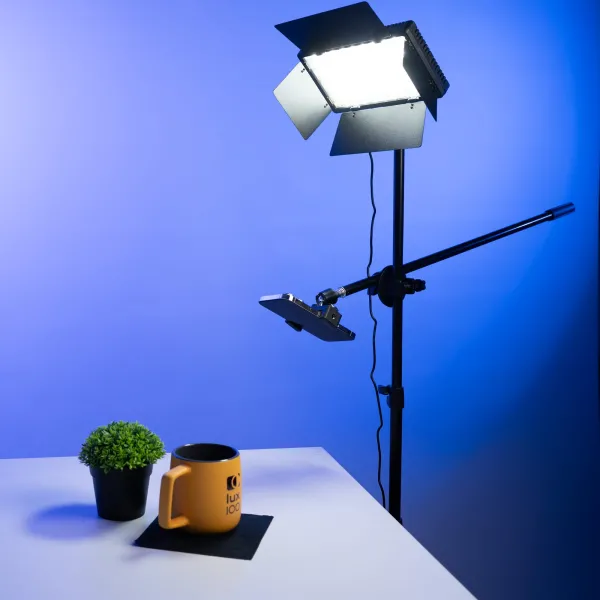 Універсальний комплект 2 в 1 відеосвітло LUX100 VL-1 RGB + штатив журавель 2.1м для фото-, та відеозйомки