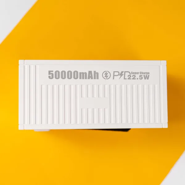 Повербанк 50000 mAh 22,5W с быстрой зарядкой QC+PD (Белый) + светодиодная USB LED-лампа 10х15 см в подарок