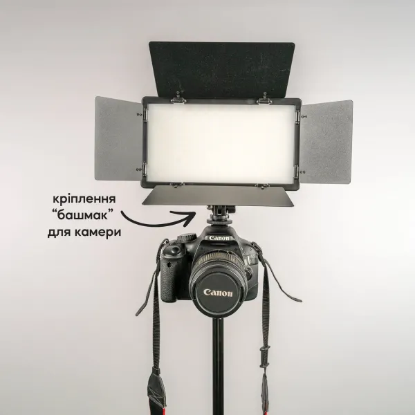 Професійне відеосвітло RGB 20х11 см з напрямком освітлення + штатив 2,1 м