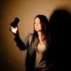 Компактне портативне відеосвітло RGB з 20 режимами для фото та відеозйомки