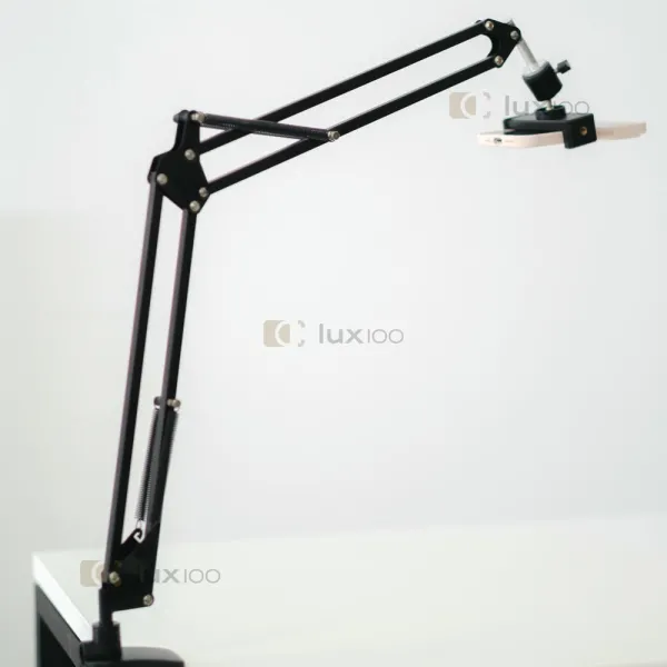 Удобный металлический штатив с креплением к столу с держателем для телефона в комплекте