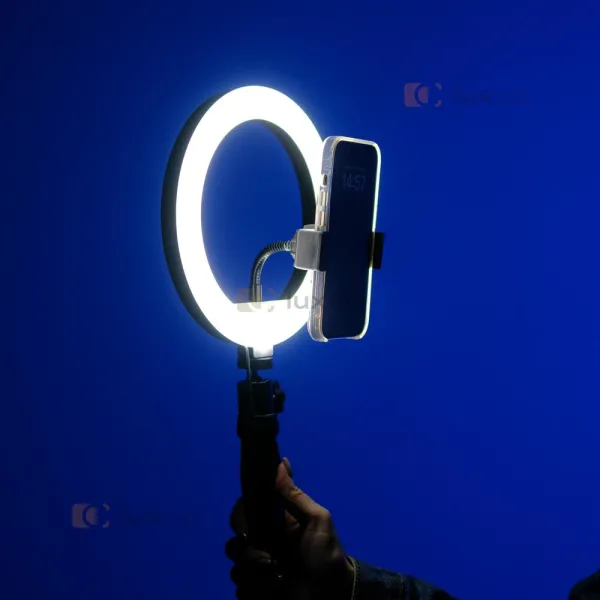 Кільцева світлодіодна LED лампа 20 см на тринозі з живленням від павербанку та мережі 220 В