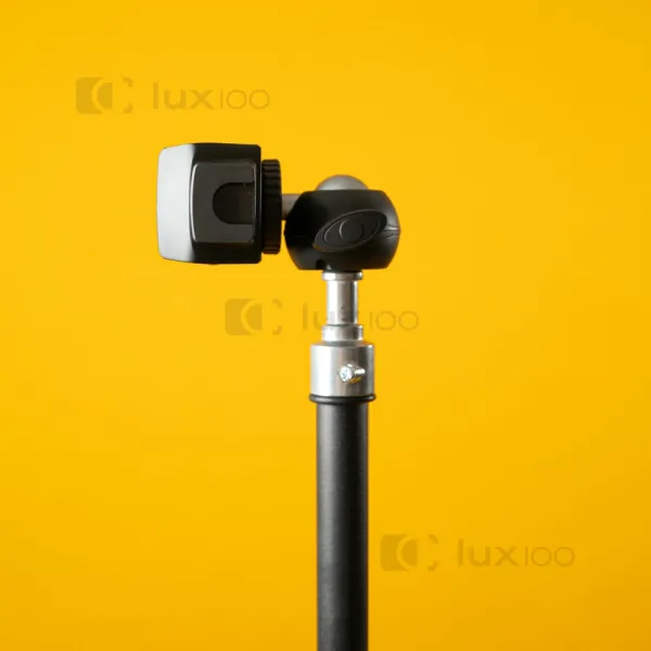 Усиленный штатив 2.1м LUX100 с держателем для телефона и шарообразным механизмом