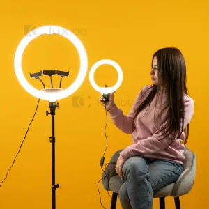 Кольцевая светодиодная LED лампа диаметром 45 см на штативе 2.1м с подарочной кольцевой лампой 26см