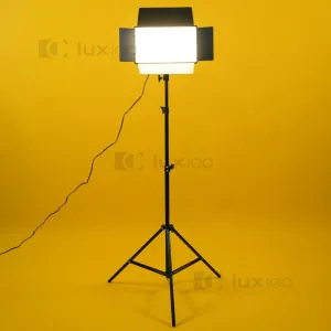 Постоянный прямоугольный LED видеосвет 32х19 см с направлением освещения со штативом 2.1м, картинка 1