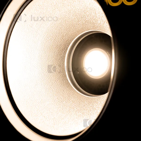 Постоянный свет YongNuo светодиодный прожектор LED YNLUX100 120W RGB color 2000-10000K + усиленный штатив