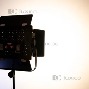 Прямоугльный  видеосвет Yongnuo LED YN6000 50W color 3200-5500K Lights 600pcs с усиленным штативом 2.1м, картинка 1