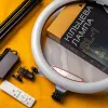 Кільцева світлодіодна LED лампа LUX100 з діаметром 45 см на штативі 2.1м Кільцева світлодіодна LED лампа LUX100 з діаметром 45 см на штативі 2.1м