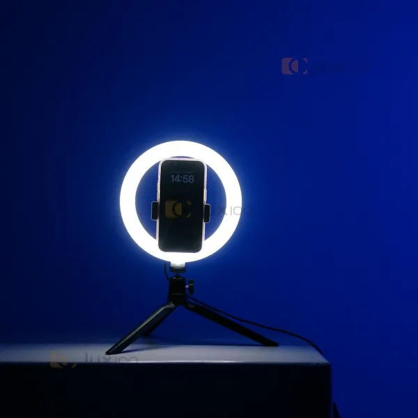 Кільцева світлодіодна LED лампа 20 см на тринозі з живленням від павербанку та мережі 220 В Кільцева світлодіодна LED лампа 20 см на тринозі з живленням від павербанку та мережі 220 В