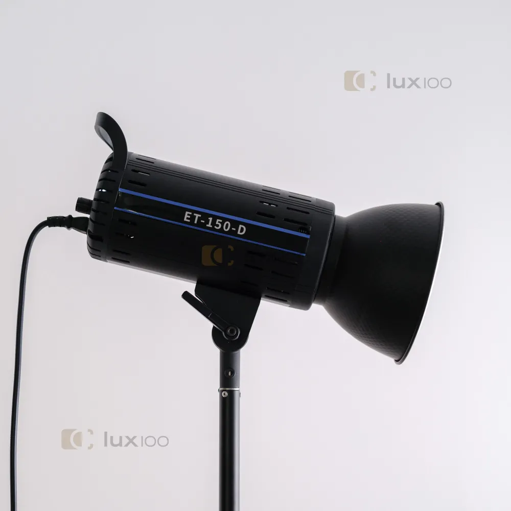 Прожектор софтбокс професійний LQ 150w з посиленим штативом 2.8м + софтбокc восьмикутник Прожектор софтбокс професійний LQ 150w з посиленим штативом 2.8м + софтбокc восьмикутник
