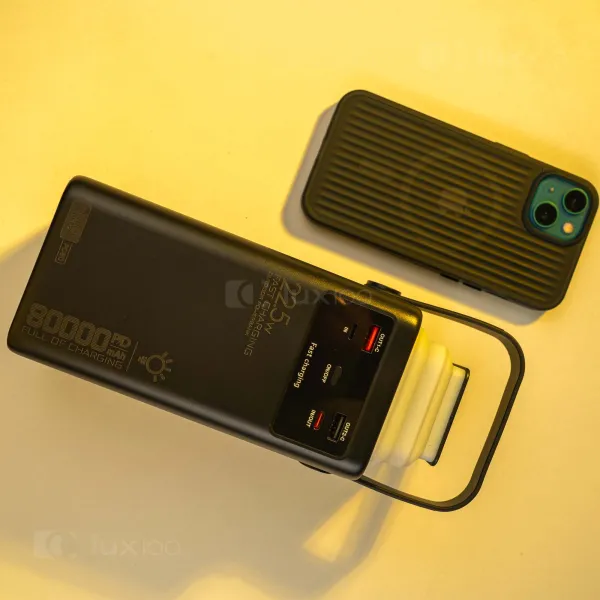 Повербанк PowerWay 80000 mAh 22,5W з висувним LED-ліхтарем + 2 USB-дроти для вай-фай роутера 9V/12V в подарунок Повербанк PowerWay 80000 mAh 22,5W з висувним LED-ліхтарем + 2 USB-дроти для вай-фай роутера 9V/12V в подарунок