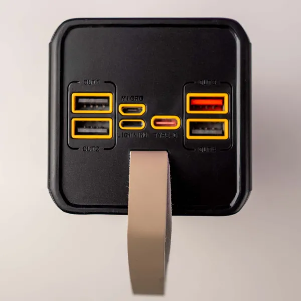 Повербанк Polygold 50000 mAh 22,5W з сонячною панеллю + 2 USB-дроти для вай-фай роутера 9V/12V в подарунок Повербанк Polygold 50000 mAh 22,5W з сонячною панеллю + 2 USB-дроти для вай-фай роутера 9V/12V в подарунок