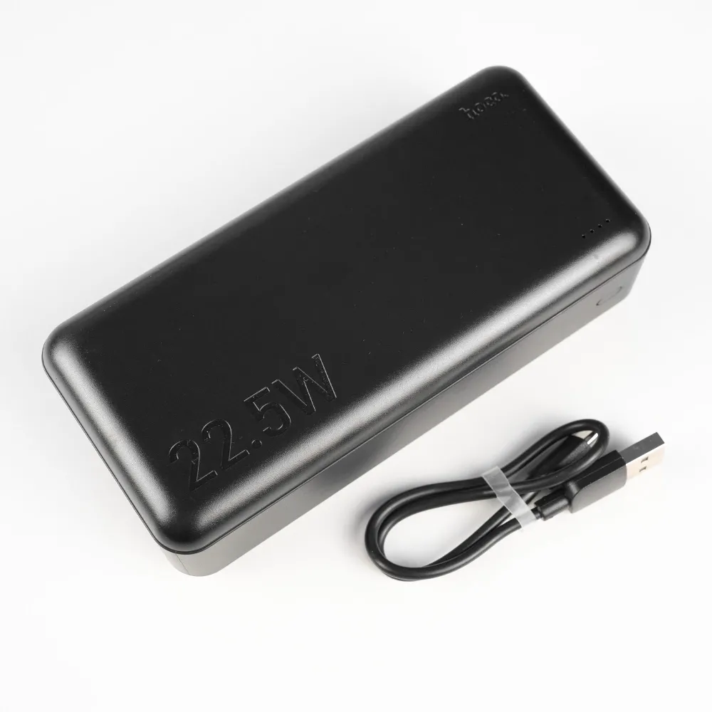 Повербанк Hoco 30000 mAh зі швидкою зарядкою та 3 портами для гаджетів Повербанк Hoco 30000 mAh зі швидкою зарядкою та 3 портами для гаджетів