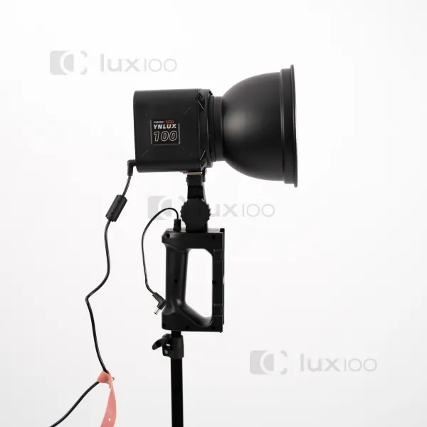 Професійний світлодіодний прожектор LED YNLUX100 Pro 120W color 2700-6500K з посиленим штативом LUX100 Професійний світлодіодний прожектор LED YNLUX100 Pro 120W color 2700-6500K з посиленим штативом LUX100