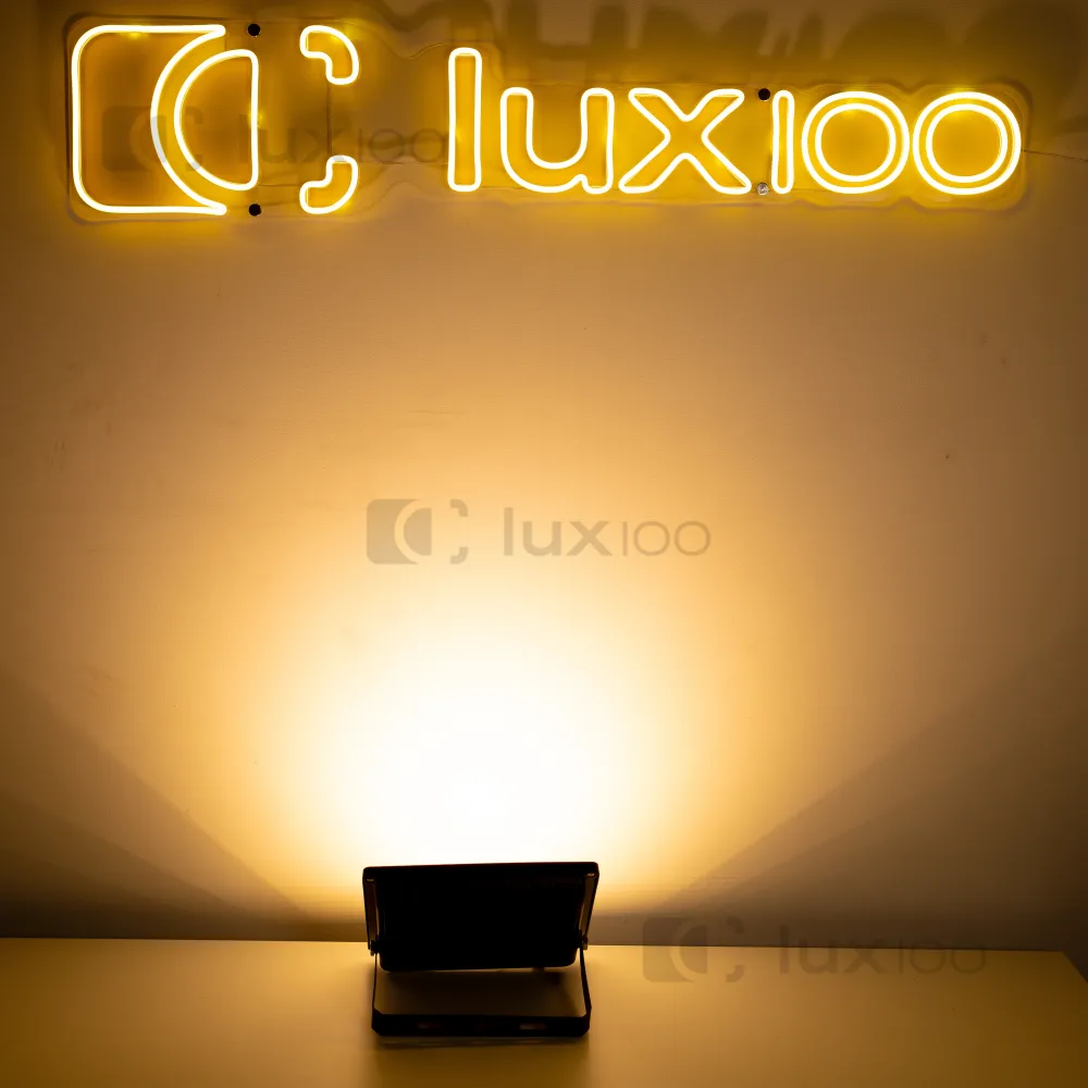 Напольний світлодіодний RGB прожектор 60W для фону Напольний світлодіодний RGB прожектор 60W для фону