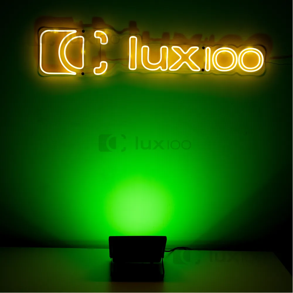 Напольний світлодіодний RGB прожектор 60W для фону Напольний світлодіодний RGB прожектор 60W для фону