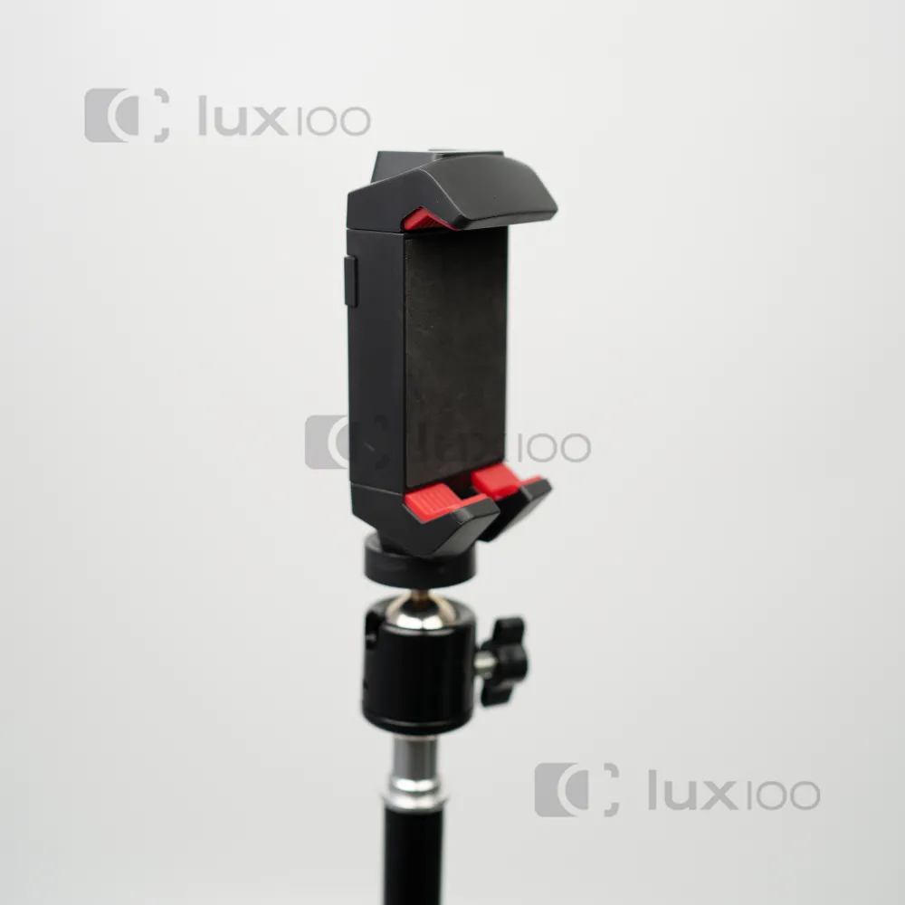 Держатель-зажим LUX100 с самым широким растяжением для телефона и планшета на штатив монопод Держатель-зажим LUX100 с самым широким растяжением для телефона и планшета на штатив монопод
