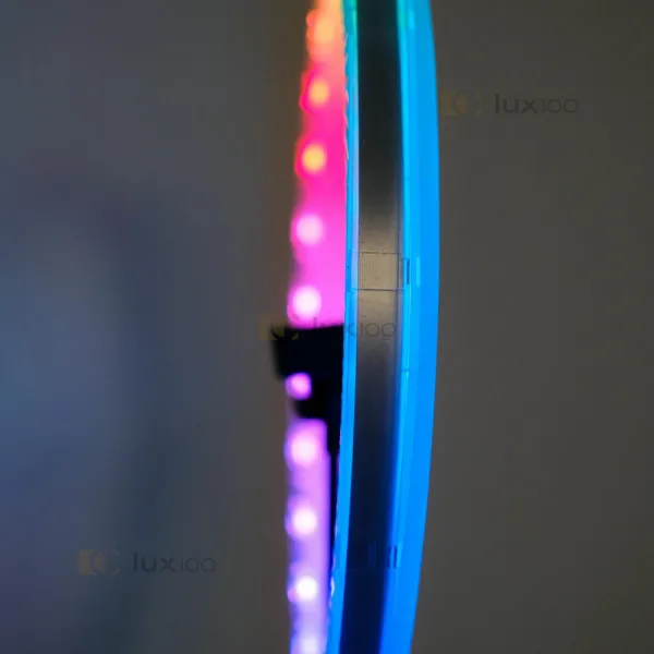 Кольцевая лампа 36 см 3D RGB с цветными и белыми режимами и со штативом на 2,1 м Кольцевая лампа 36 см 3D RGB с цветными и белыми режимами и со штативом на 2,1 м