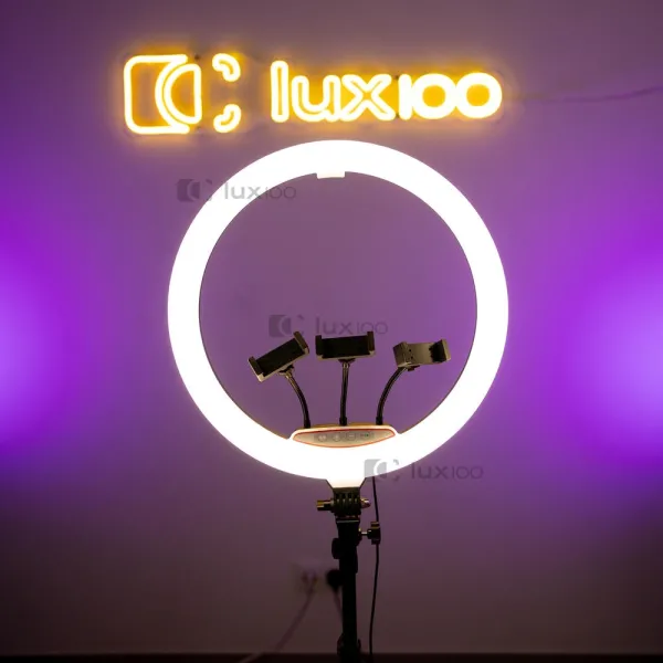 Двусторонняя кольцевая лампа 3D RGB 45 см со штативом на 2,1 м Двусторонняя кольцевая лампа 3D RGB 45 см со штативом на 2,1 м