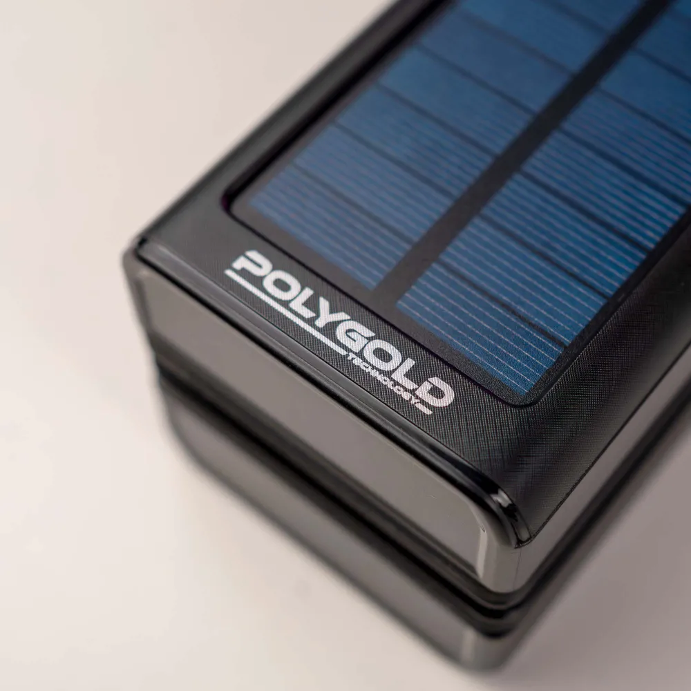 Повербанк Polygold 50000 mAh 22,5W с солнечной панелью + светодиодная LED-лампа 10х15 см USB в подарок Повербанк Polygold 50000 mAh 22,5W с солнечной панелью + светодиодная LED-лампа 10х15 см USB в подарок