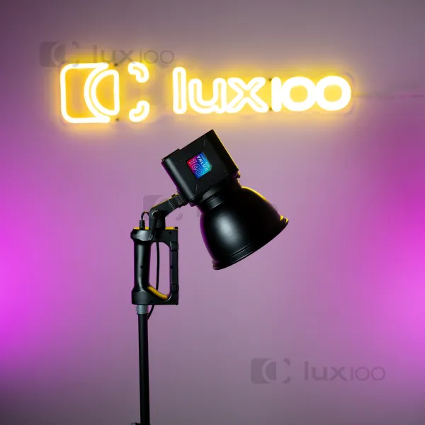 Постоянный свет YongNuo светодиодный прожектор LED YNLUX100 120W RGB color 2000-10000K + усиленный штатив Постоянный свет YongNuo светодиодный прожектор LED YNLUX100 120W RGB color 2000-10000K + усиленный штатив