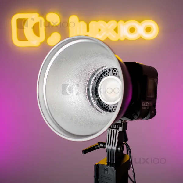 Постоянный свет YongNuo светодиодный прожектор LED YNLUX100 120W RGB color 2000-10000K + усиленный штатив Постоянный свет YongNuo светодиодный прожектор LED YNLUX100 120W RGB color 2000-10000K + усиленный штатив