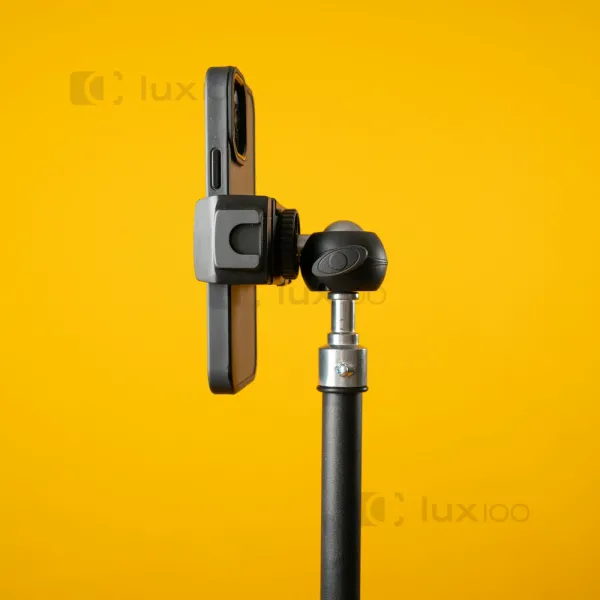 Усиленный штатив 2.1м LUX100 с держателем для телефона и шарообразным механизмом Усиленный штатив 2.1м LUX100 с держателем для телефона и шарообразным механизмом