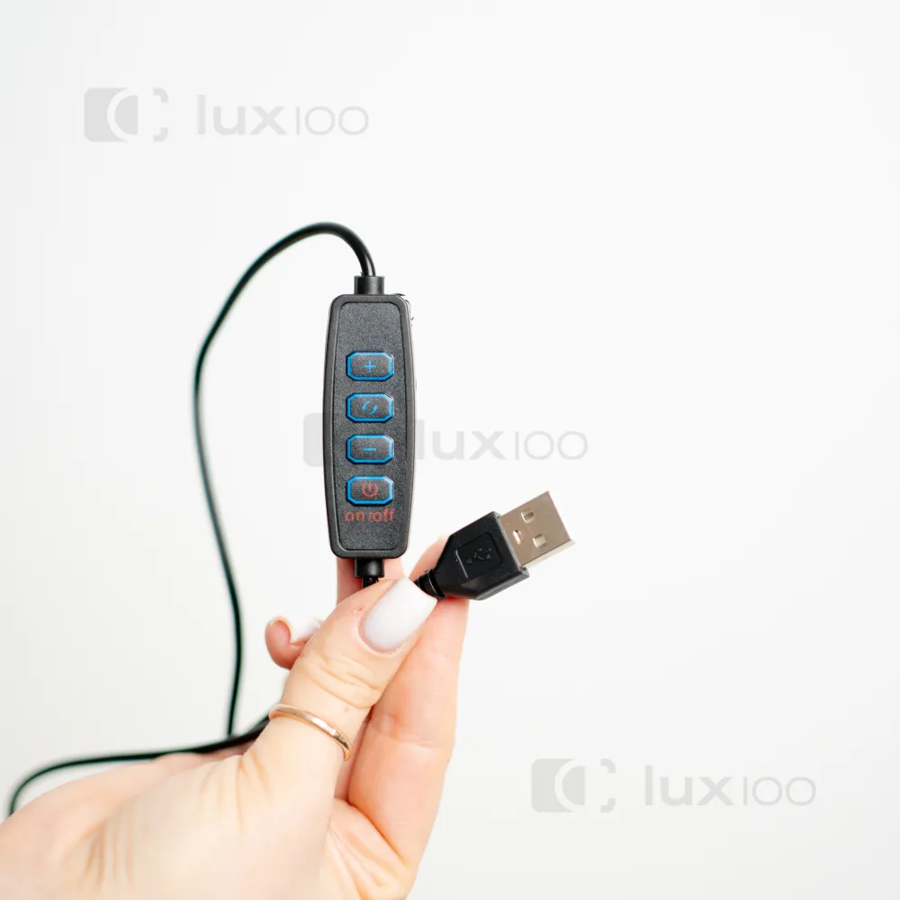 Прямоугольный постоянный LED свет размером 23х16 см с питанием от павербанка Прямоугольный постоянный LED свет размером 23х16 см с питанием от павербанка