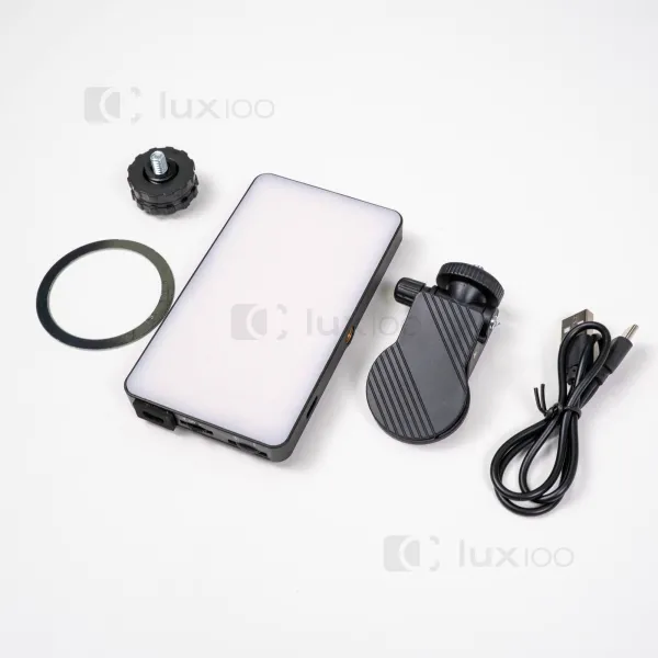 Мини свет со встроенным аккумулятором и RGB подсветкой M20 Мини свет со встроенным аккумулятором и RGB подсветкой M20