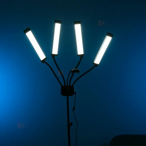 Постоянный студийный видеосвет LED лампа 65W со штативом 2.1 метр для съёмок фото видео Постоянный студийный видеосвет LED лампа 65W со штативом 2.1 метр для съёмок фото видео