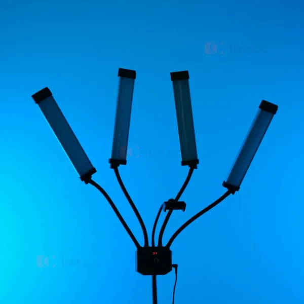 Постоянный студийный видеосвет LED лампа 65W со штативом 2.1 метр для съёмок фото видео Постоянный студийный видеосвет LED лампа 65W со штативом 2.1 метр для съёмок фото видео