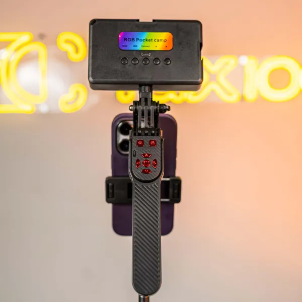 Штатив для телефону 185 см з Bluetooth-пультом та накамерним відеосвітлом RGB Штатив для телефону 185 см з Bluetooth-пультом та накамерним відеосвітлом RGB